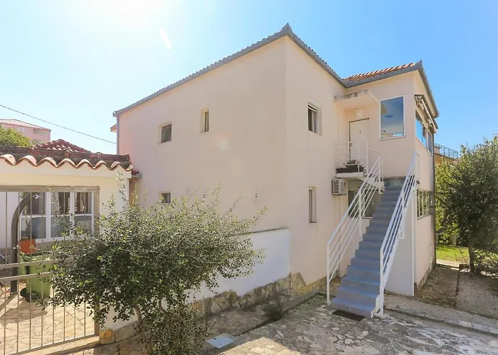 Casa Zorana-Alba Apartments