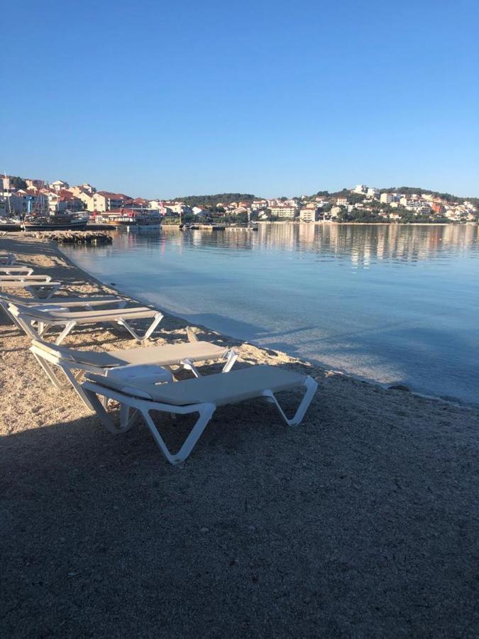 Casa Zorana-alba *