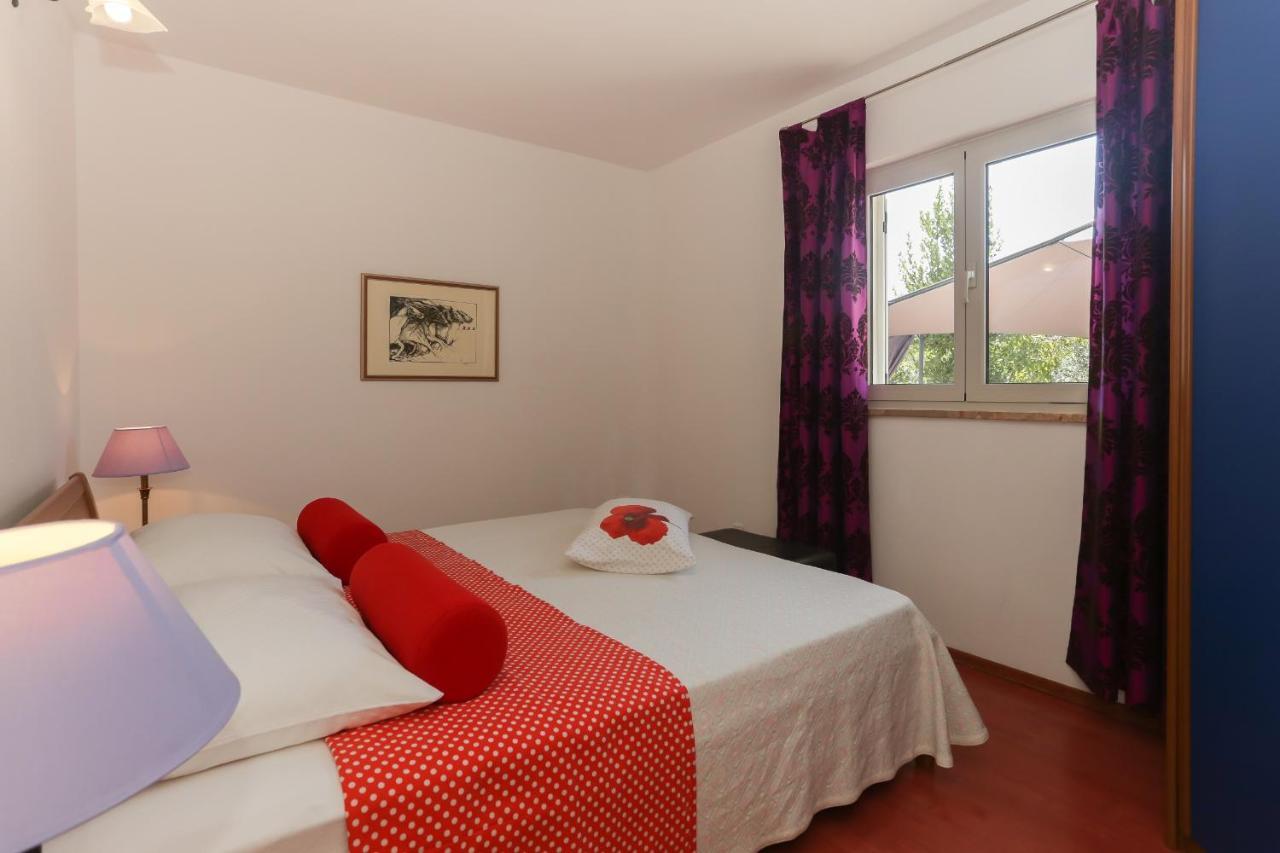 Casa Zorana-alba *
